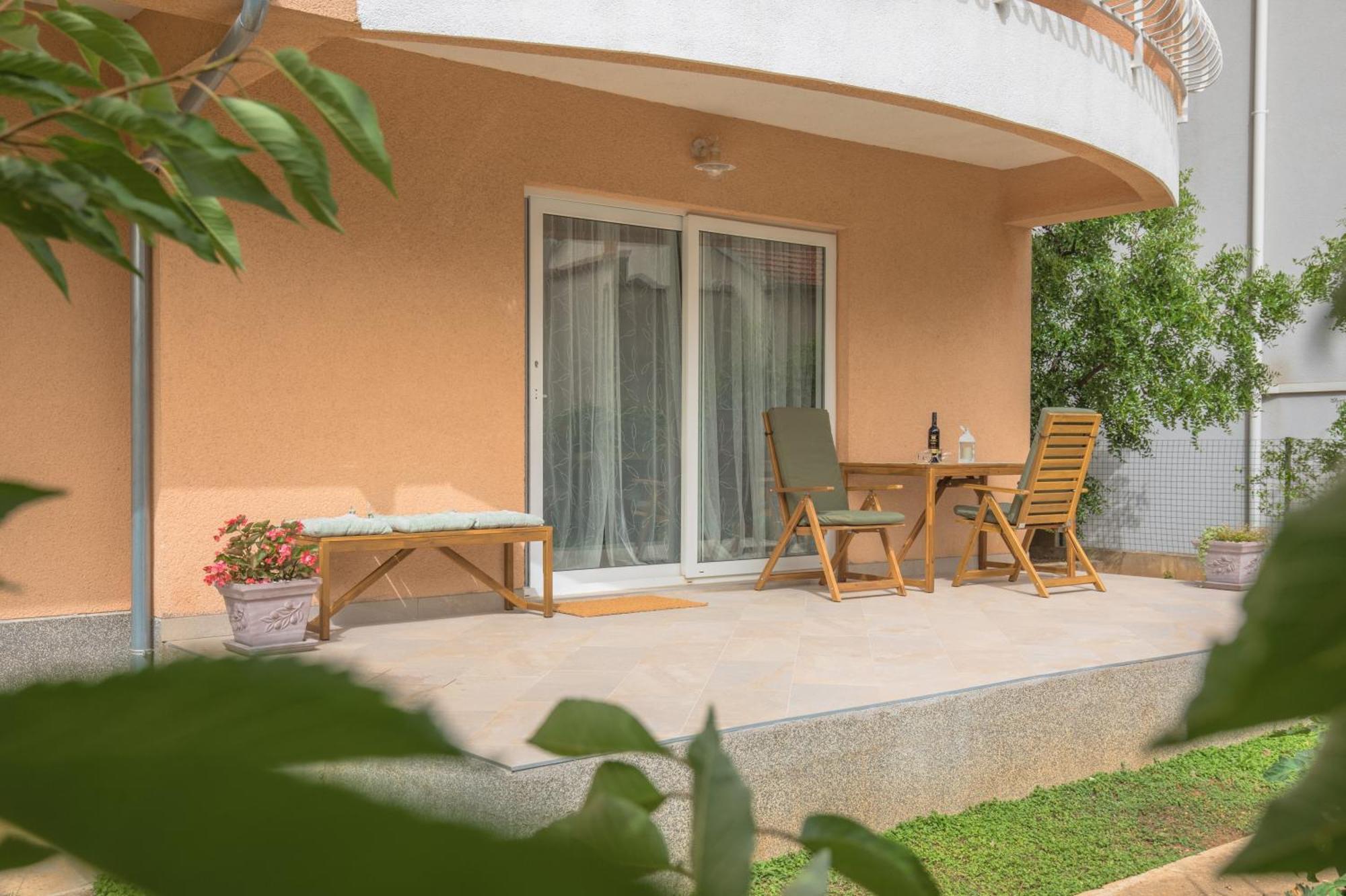 Elena Apartment Šibenik Exterior foto